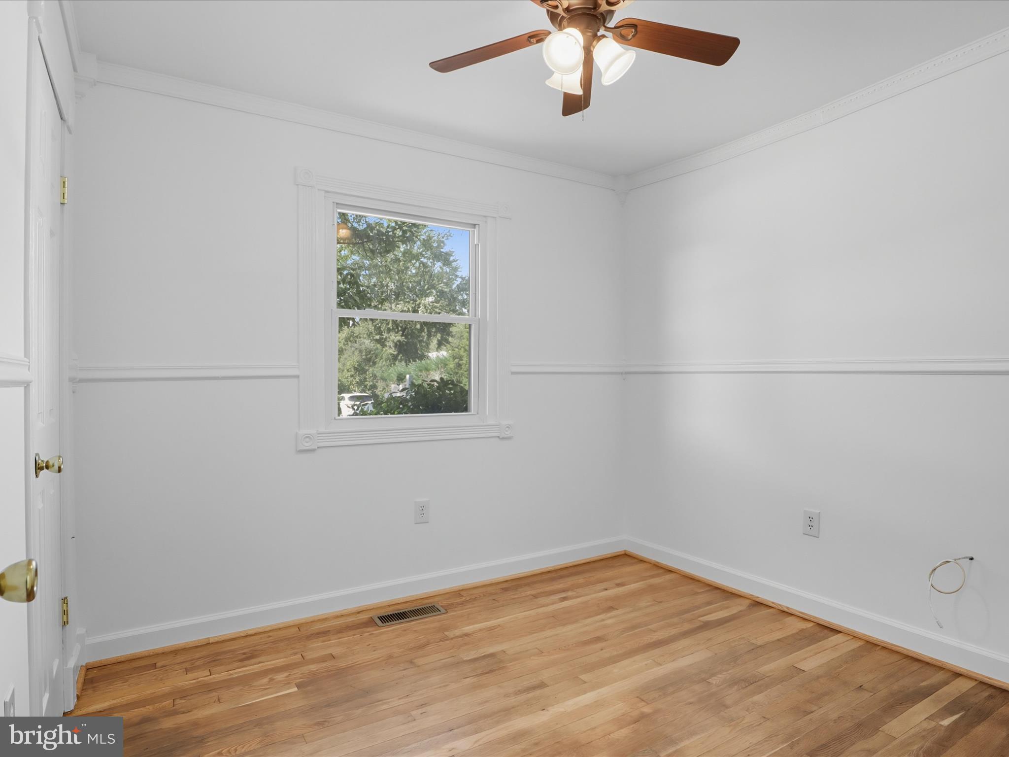 13203 Haddock Road Woodbridge, VA 22193 - Photo 26 of 32 Gallery Image 26