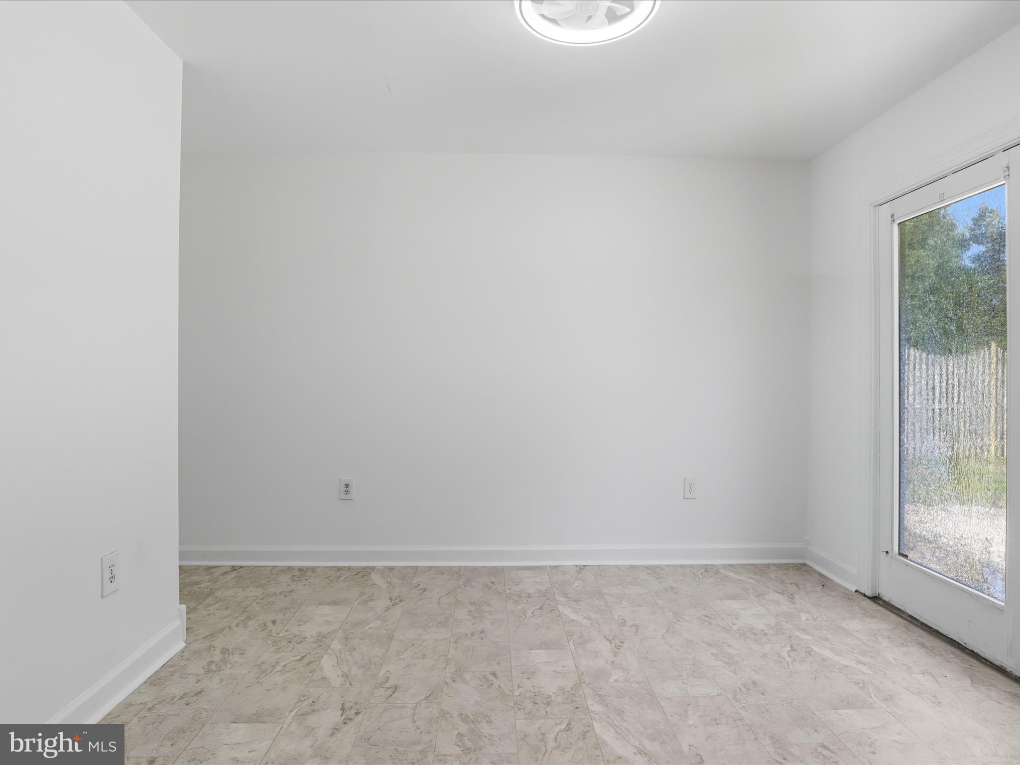 13203 Haddock Road Woodbridge, VA 22193 - Photo 10 of 32 Gallery Image 10