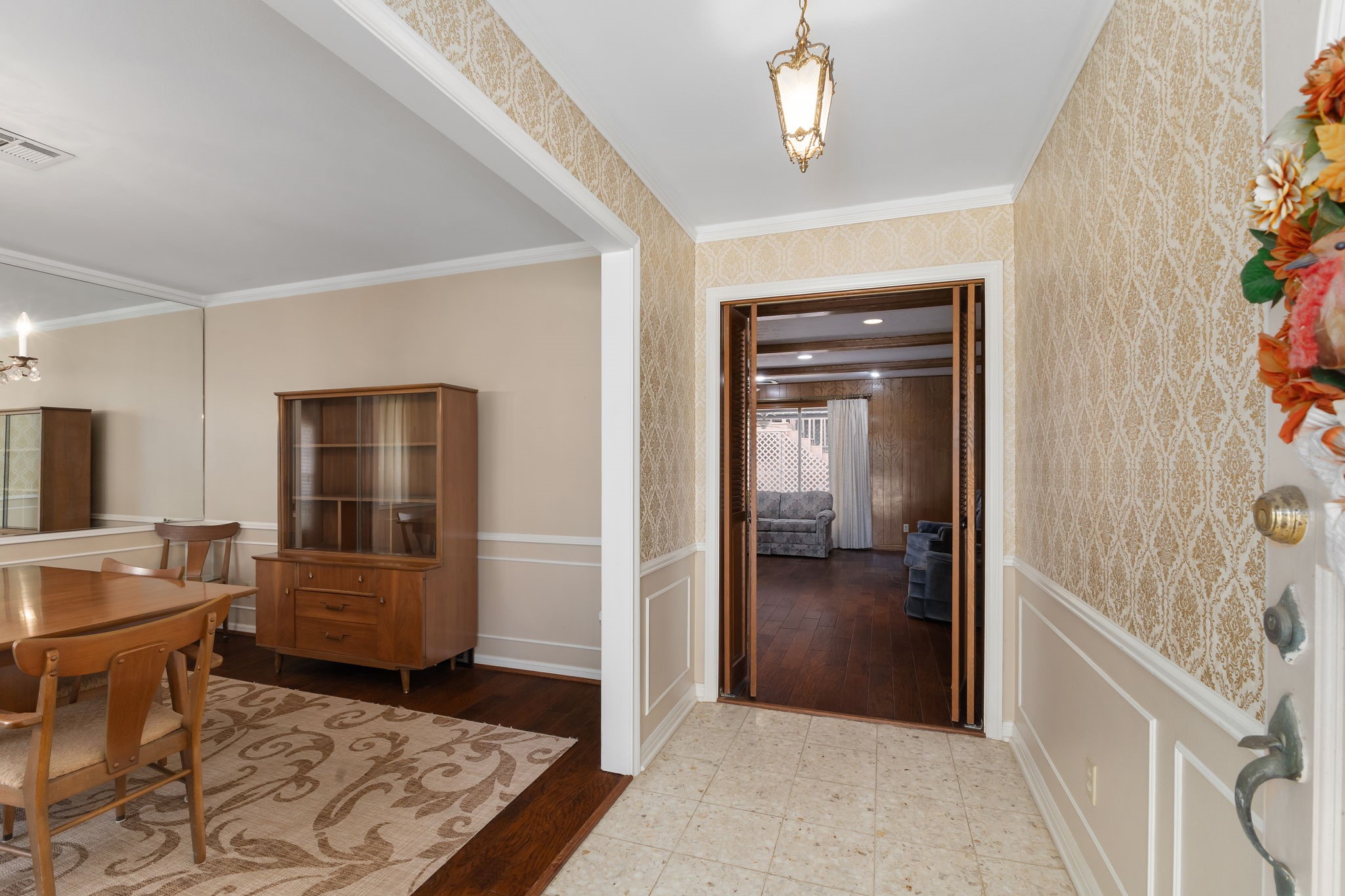 460 Dover Lane Spring, TX 77373 - Photo 7 of 47