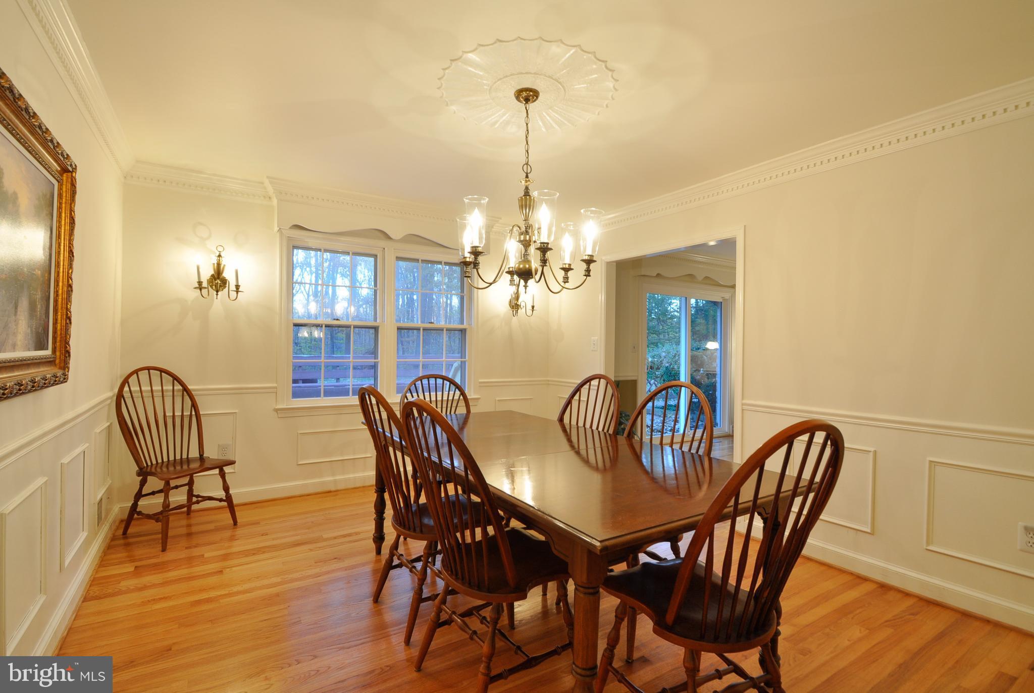 8060 Counselor Road Manassas, VA 20112 - Photo 8 of 30 Dining Room