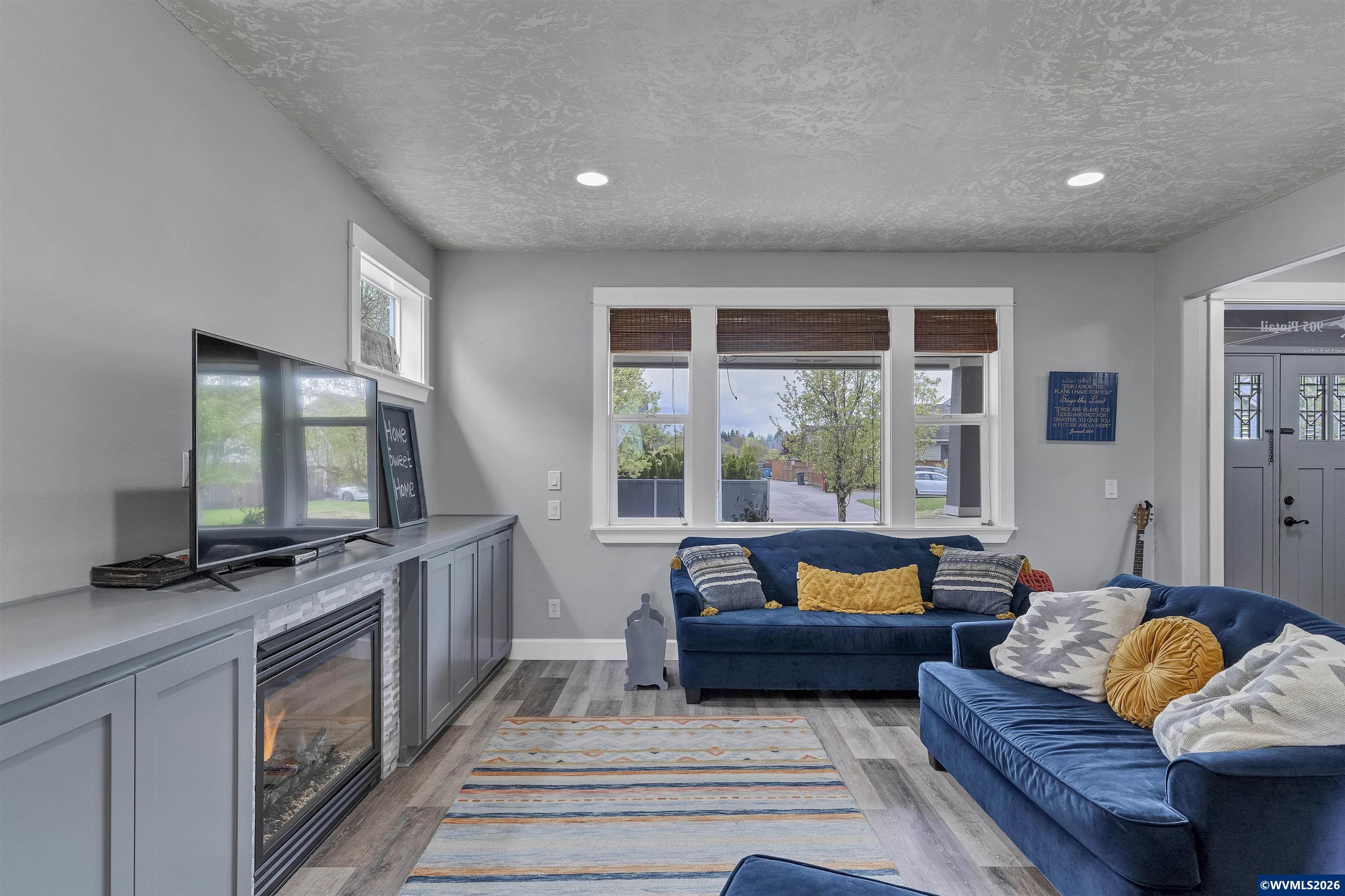 905 Pintail Street Silverton, OR 97381 - Photo 12 of 42