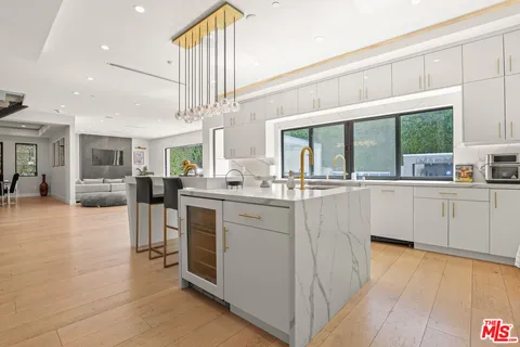 $16,999 | 13812 Cumpston Street, Sherman Oaks, CA 91401