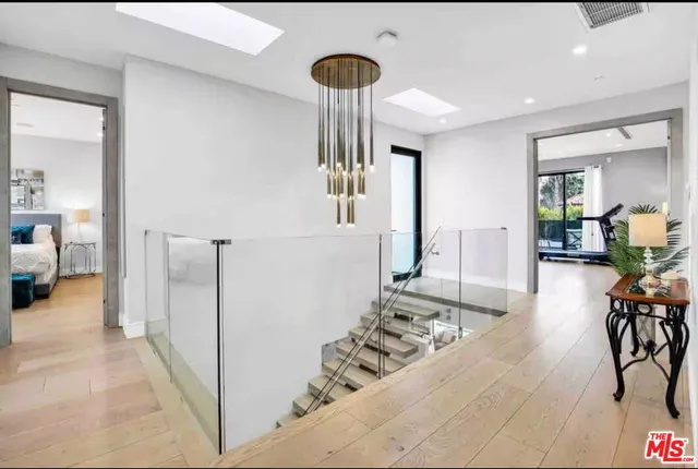 $20,000 | 13812 Cumpston Street, Sherman Oaks, CA 91401