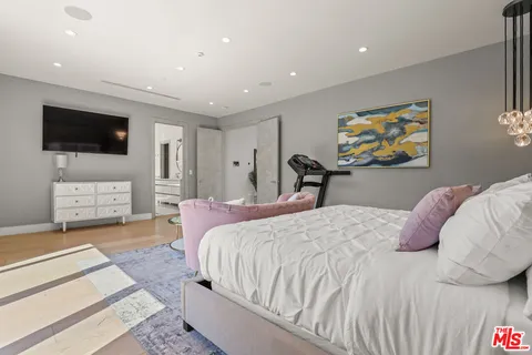 $16,999 | 13812 Cumpston Street, Sherman Oaks, CA 91401