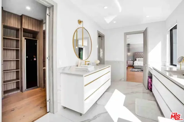 $20,000 | 13812 Cumpston Street, Sherman Oaks, CA 91401