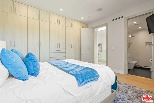 $16,999 | 13812 Cumpston Street, Sherman Oaks, CA 91401