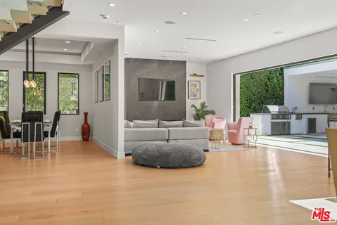 $16,999 | 13812 Cumpston Street, Sherman Oaks, CA 91401