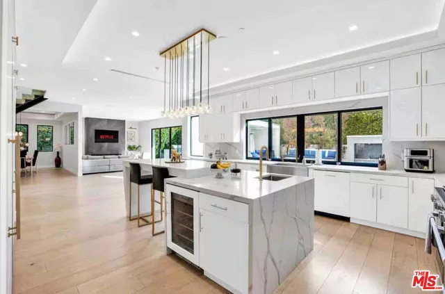 $20,000 | 13812 Cumpston Street, Sherman Oaks, CA 91401