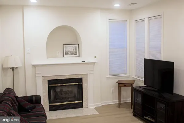 $2,400 | 7037 Haycock Road, Unit A, Falls Church, VA 22043