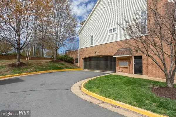 $2,400 | 7037 Haycock Road, Unit A, Falls Church, VA 22043