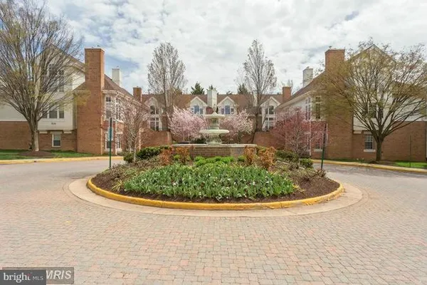 $2,400 | 7037 Haycock Road, Unit A, Falls Church, VA 22043