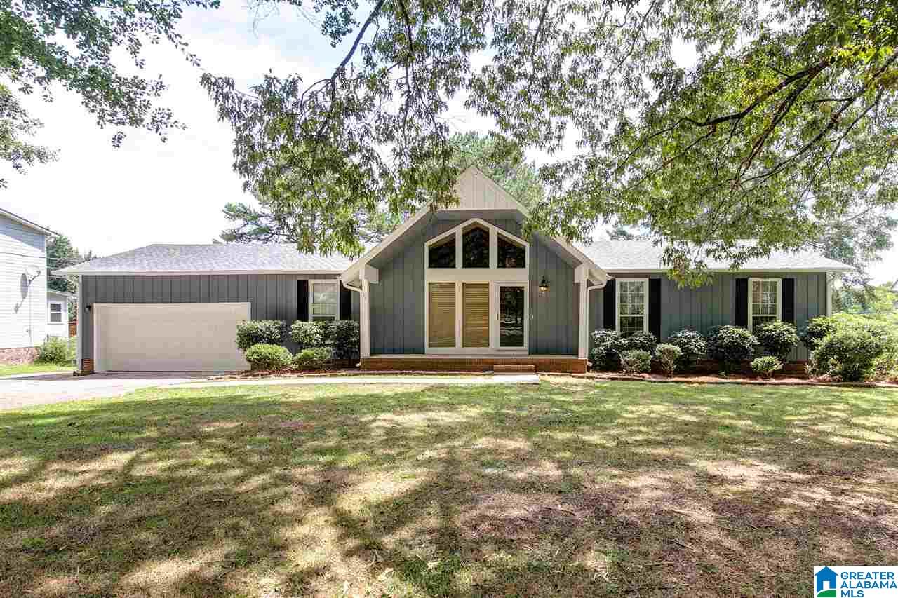 1403 Lake Joyce Road Moody, AL 35004 - Photo 2 of 36