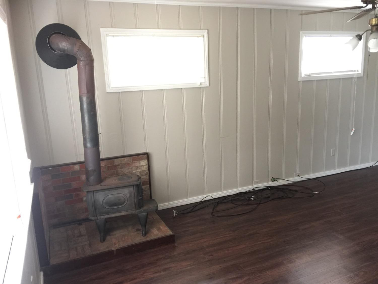 1718 43rd Street Lubbock, TX 79412 - Photo 3 of 16 Photo 3