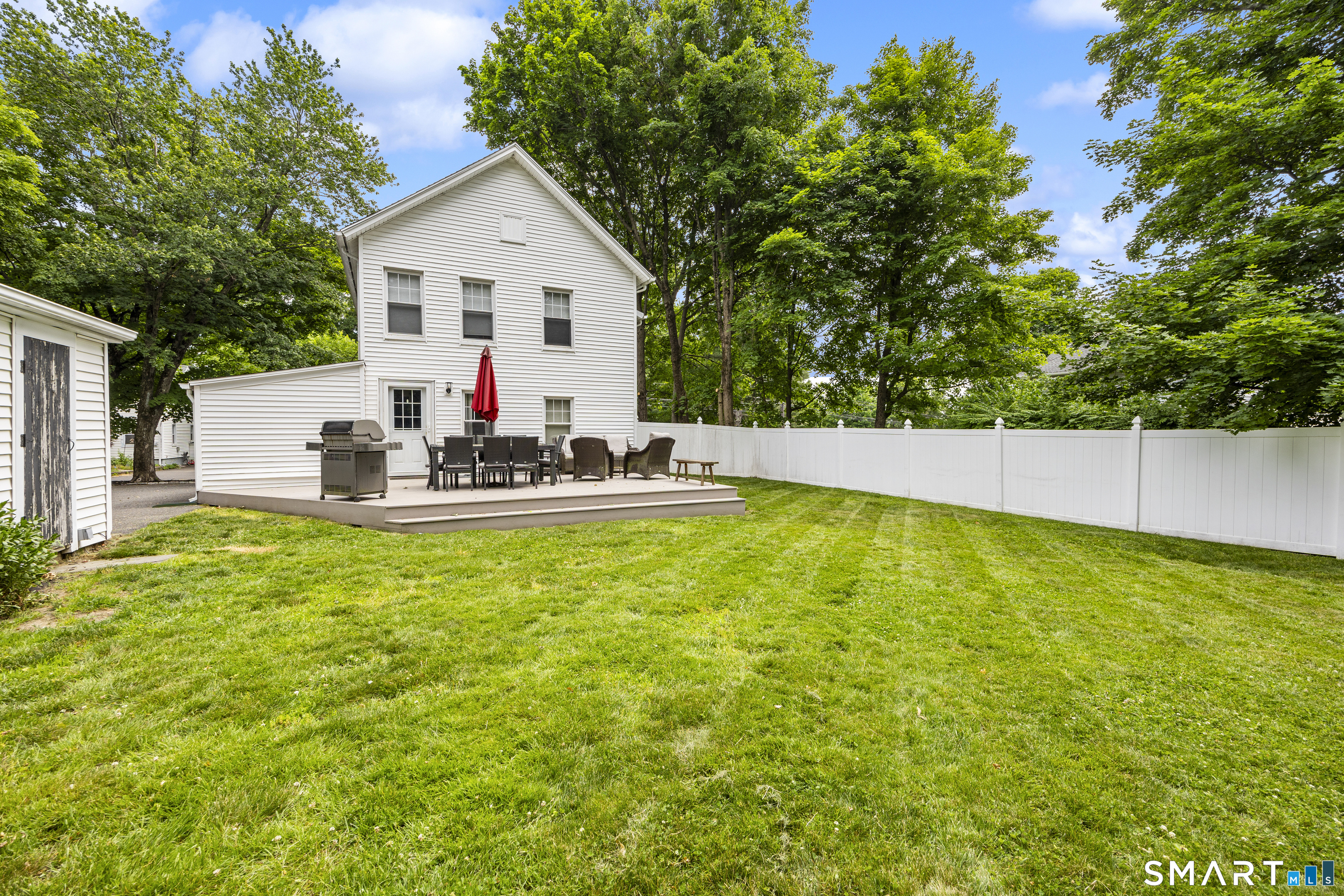 122 Chestnut Grove Road Watertown, CT 06795 - Photo 33 of 40