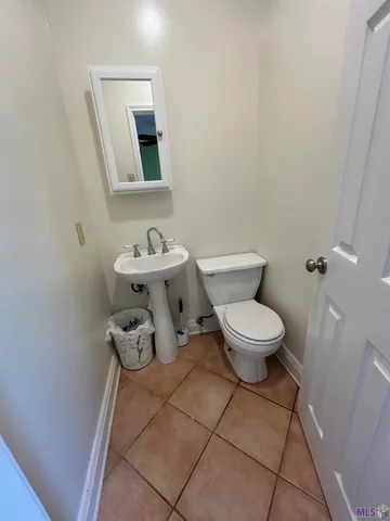 $195,000 | 208 Rue De Iberville, Houma, LA 70360