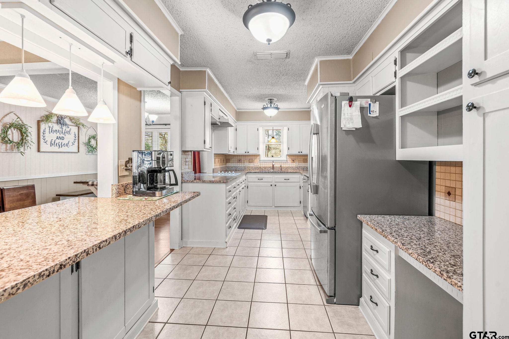 321 Jefferson Street Lone Star, TX 75668 - Photo 9 of 36