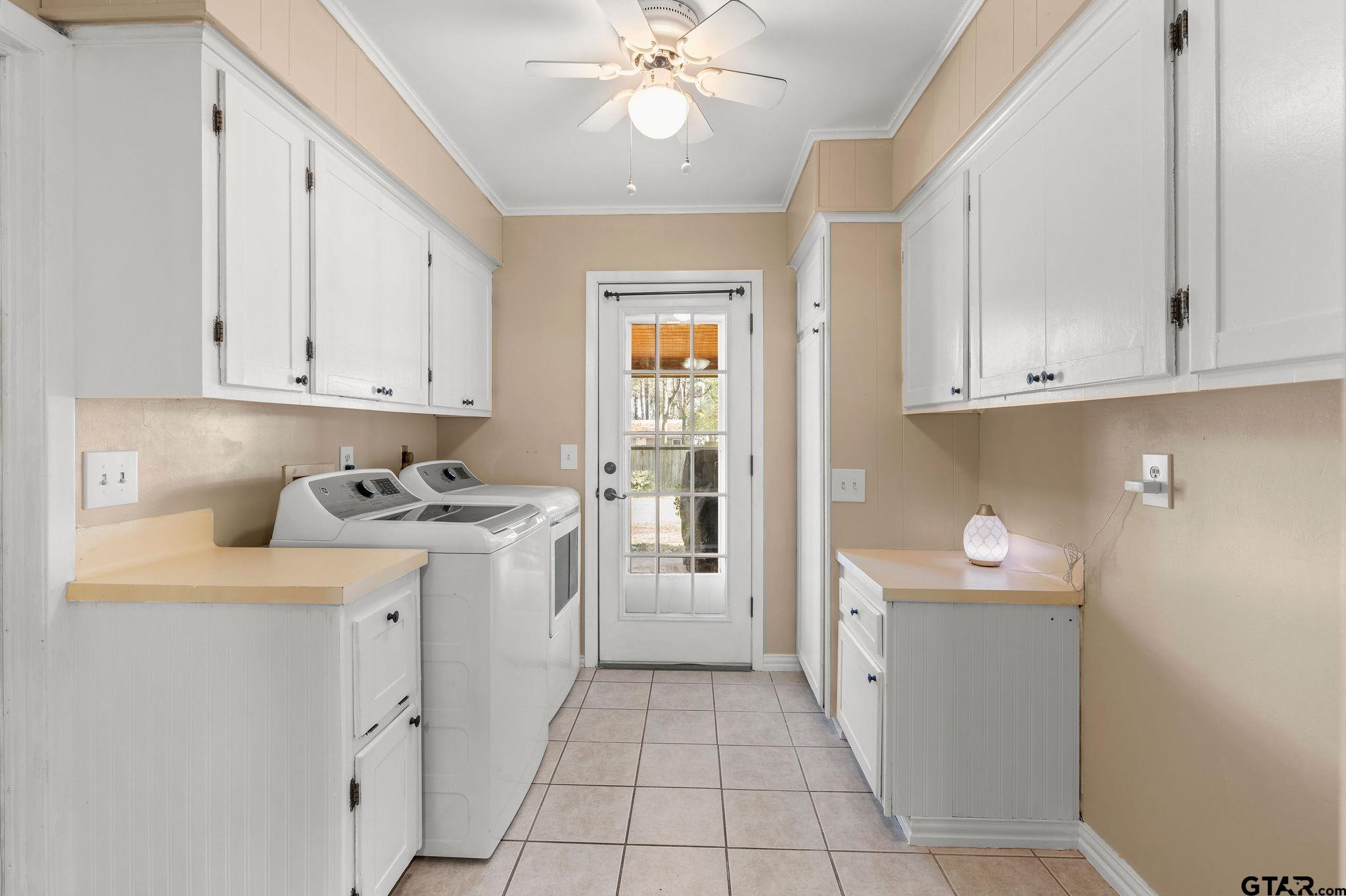 321 Jefferson Street Lone Star, TX 75668 - Photo 10 of 36