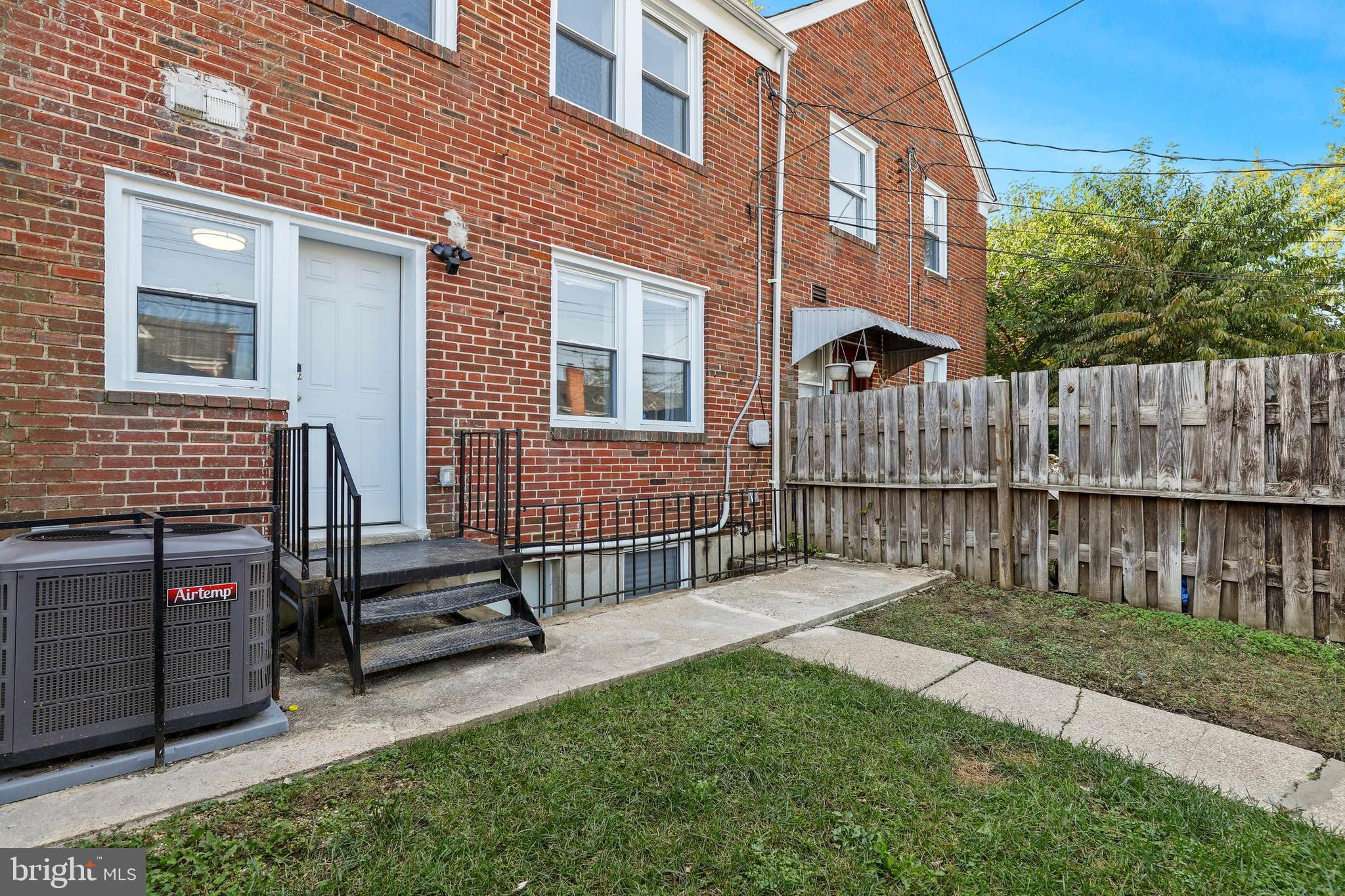 1538 Sheffield Road Baltimore, MD 21218 - Photo 30 of 35