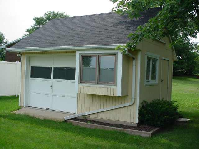 115 South Washburn Road Lacon, IL 61540 - Photo 3 of 9 Gallery Image 3
