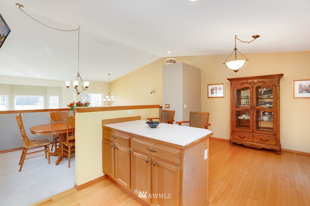 23714 Carter Road Bothell, WA 98021 - Photo 9 of 25