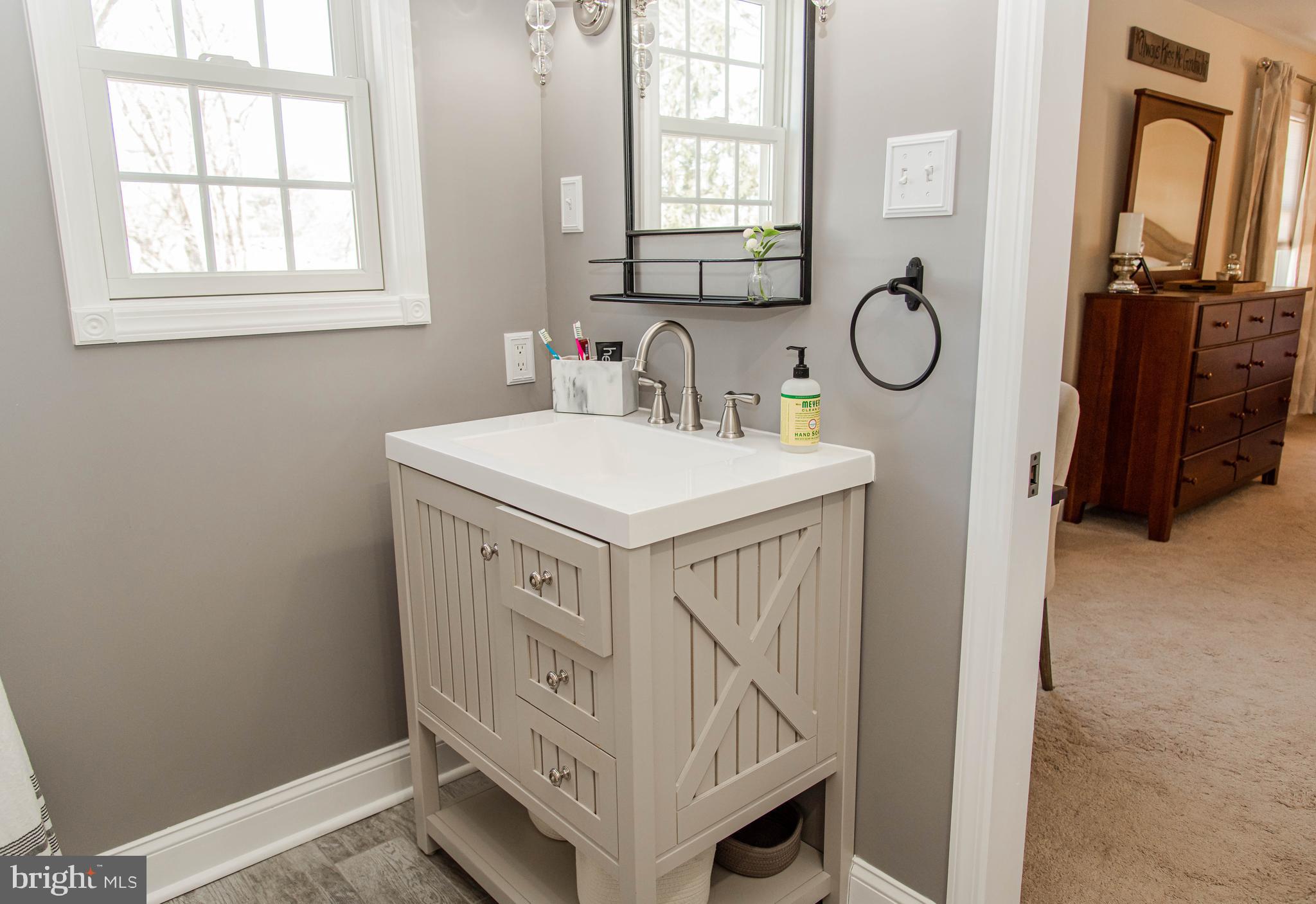 908 North Beecham Road Williamstown, NJ 08094 - Photo 22 of 33 Primary Bathroom