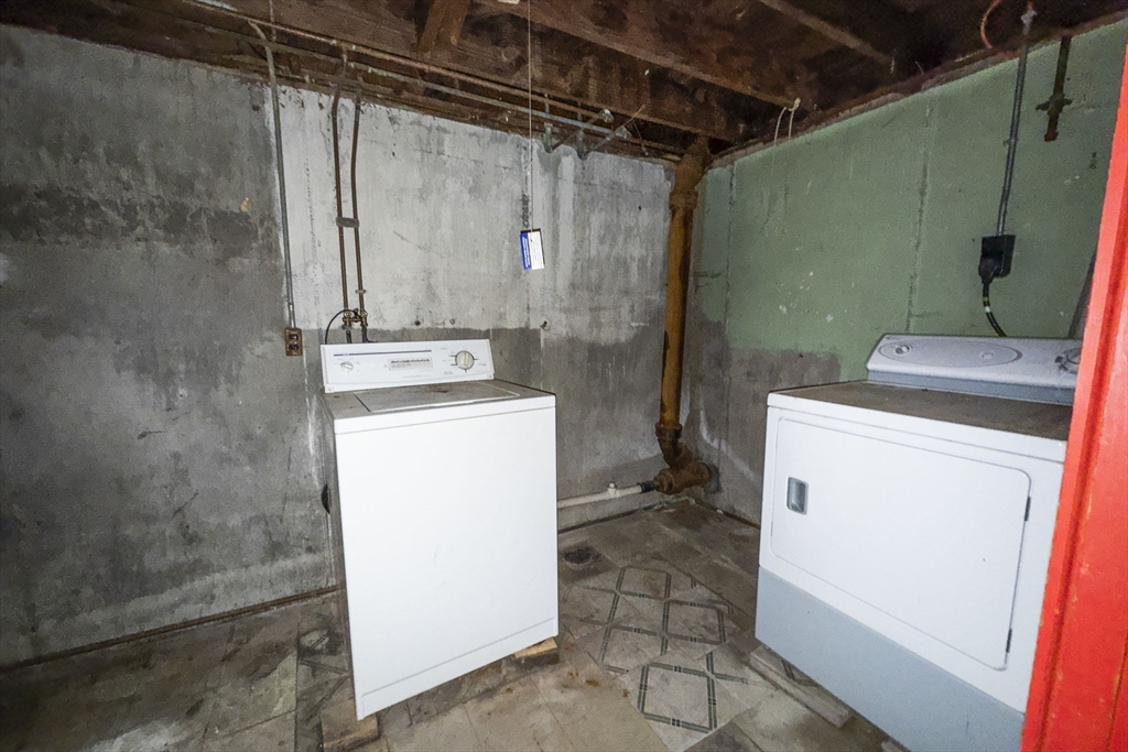 24 Butler Road Hingham, MA 02043 - Photo 25 of 38 a utility room with dryer and washer