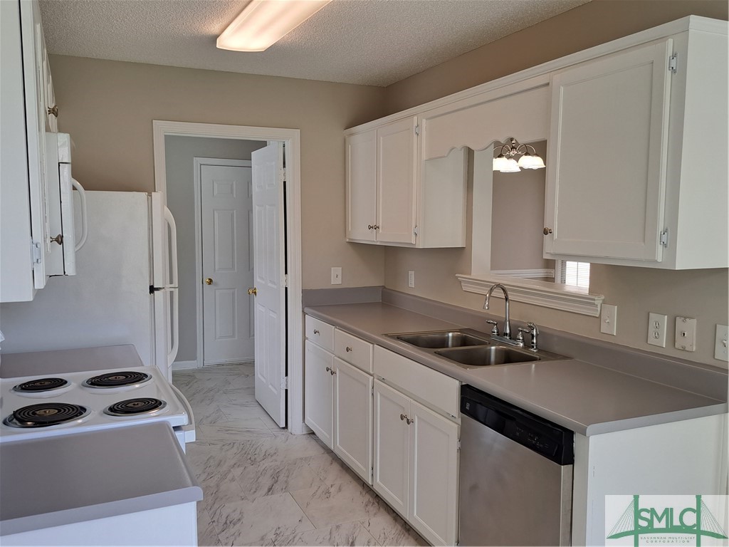 183 Junco Way Savannah, GA 31419 - Photo 4 of 15