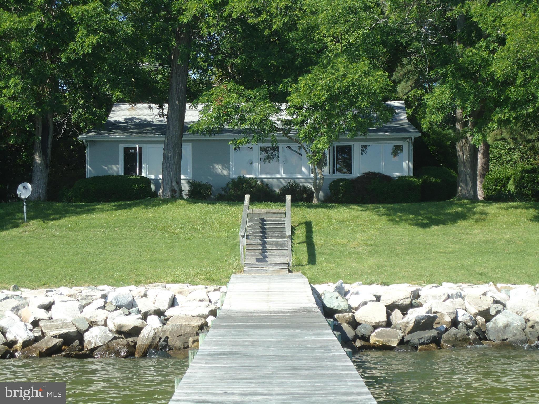 20245 Breezy Point Road Coltons Point, MD 20626 - Photo 12 of 30 Exterior (Rear)