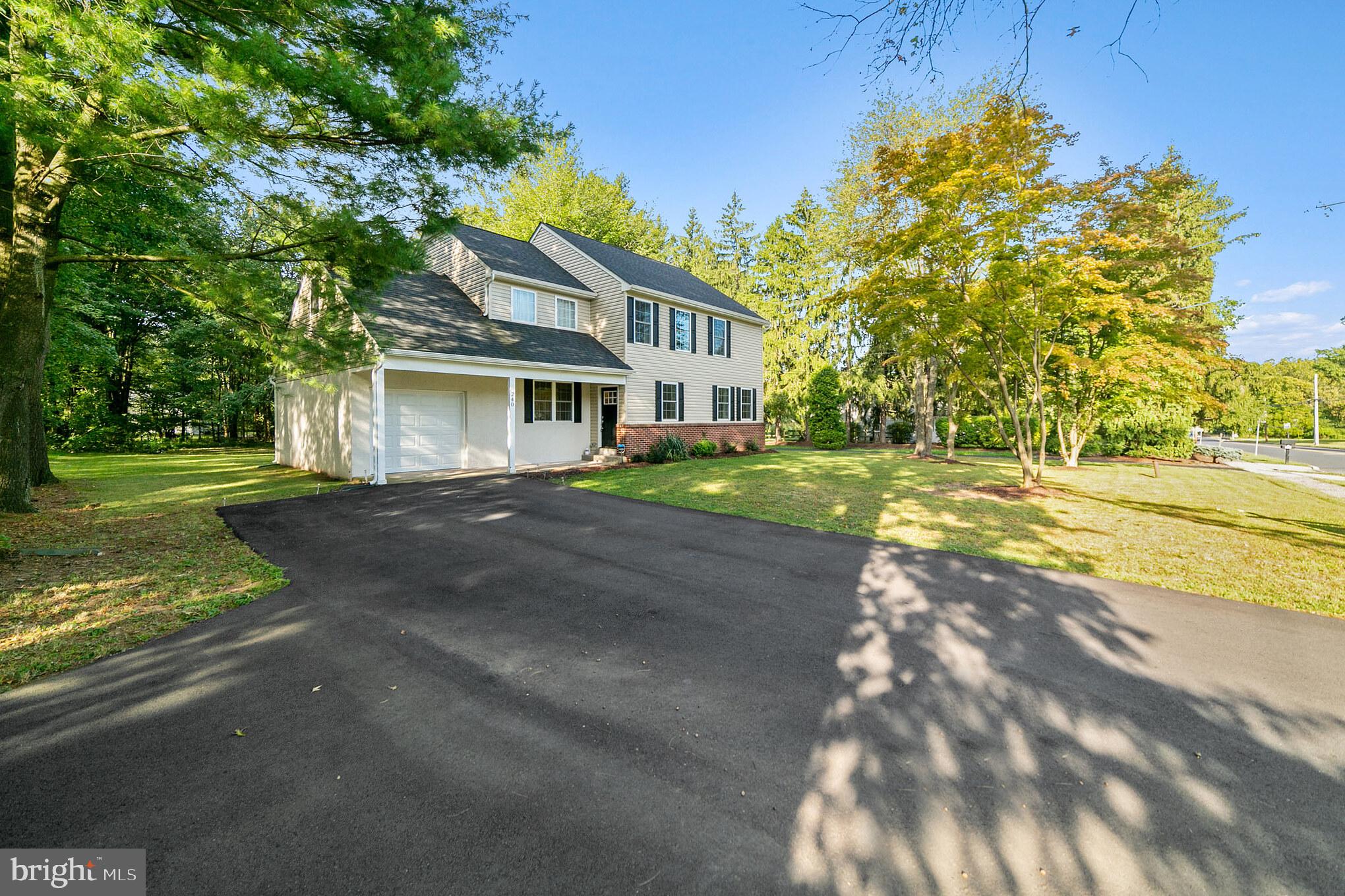240 Hancock Road North Wales, PA 19454 - Photo 2 of 30 Gallery Image 2