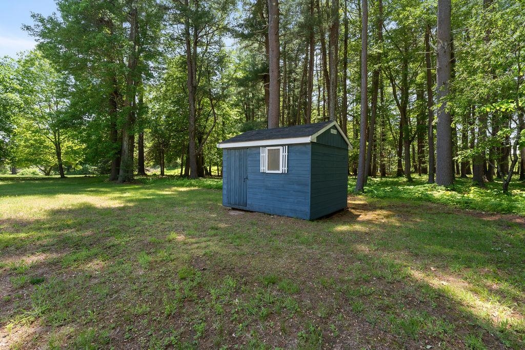 66 Post Road North Hampton, NH 03862 - Photo 3 of 36