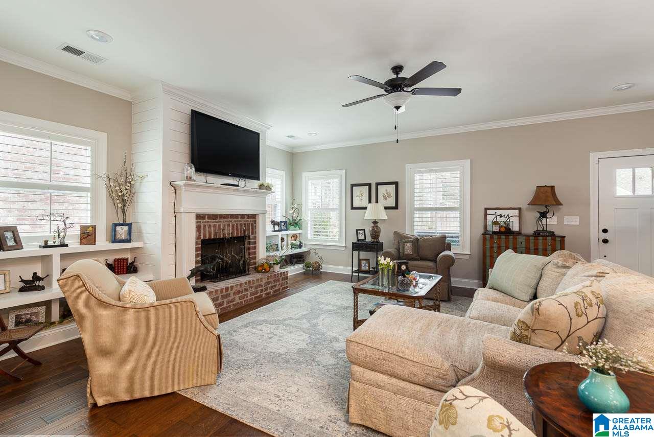 6535 Spring Street Trussville, AL 35173 - Photo 3 of 22