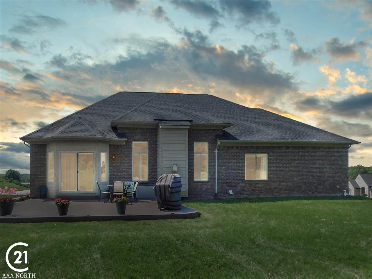 8391 Morningside Drive Romeo, MI 48065 - Photo 3 of 27 Peaceful Back View
