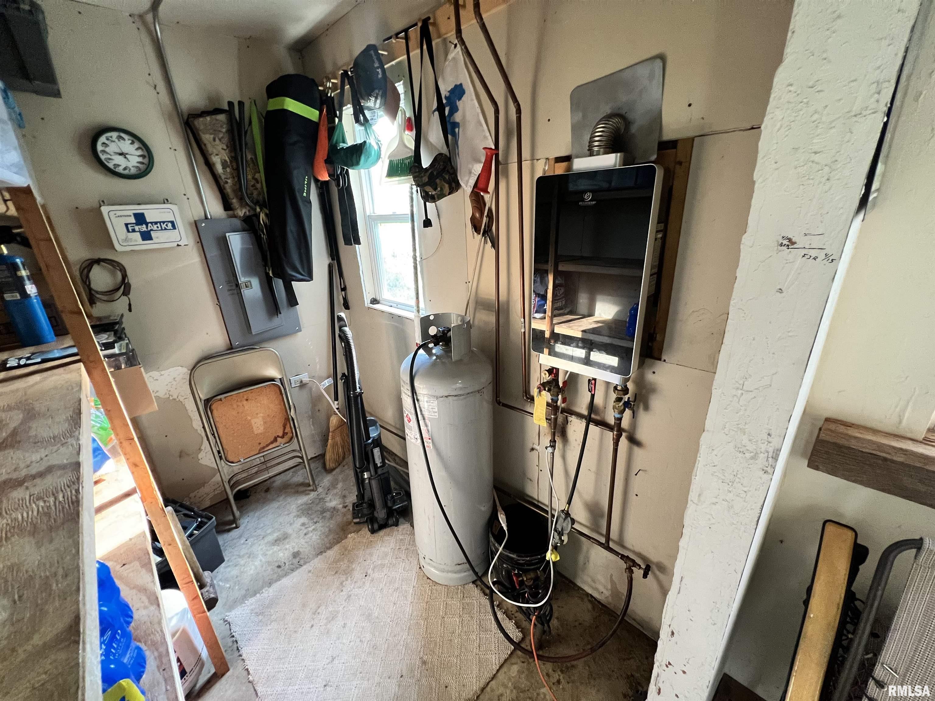 Undisclosed Address Simpson, IL 62985 - Photo 12 of 32