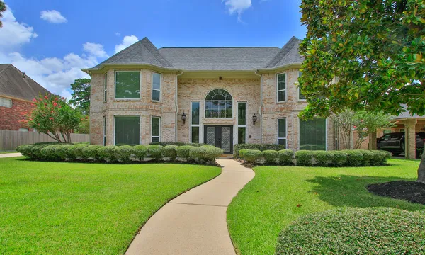 $584,900 | 17707 Forest Park Lane, Spring, TX 77379