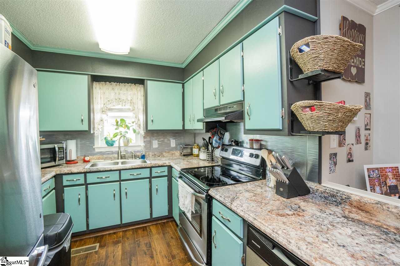 316 Westchester Road Easley, SC 29640 - Photo 12 of 31