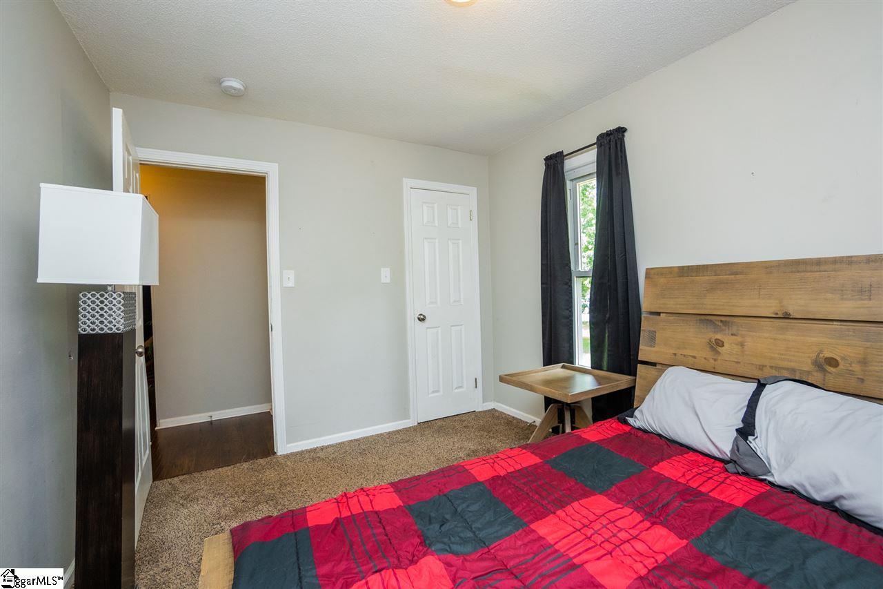 316 Westchester Road Easley, SC 29640 - Photo 17 of 31