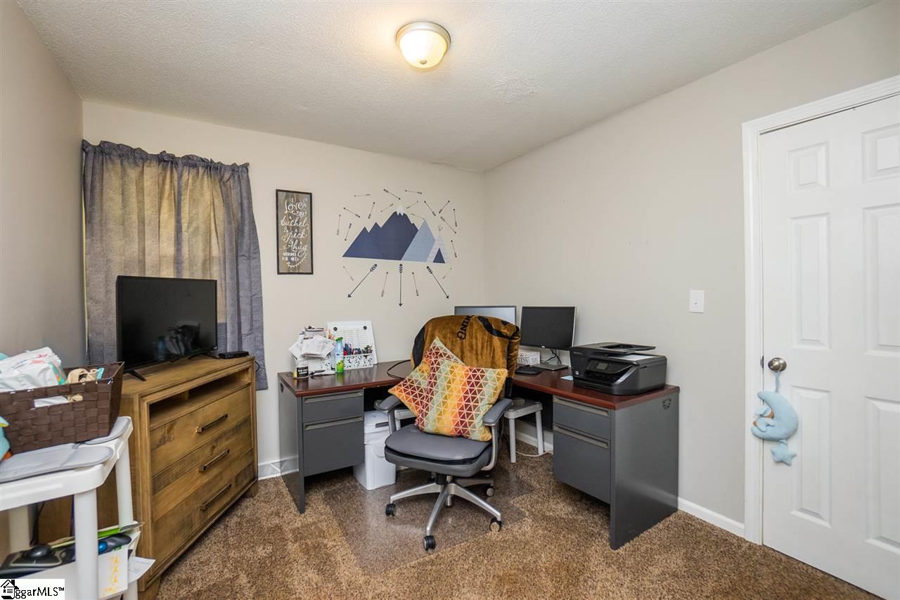 316 Westchester Road Easley, SC 29640 - Photo 18 of 31