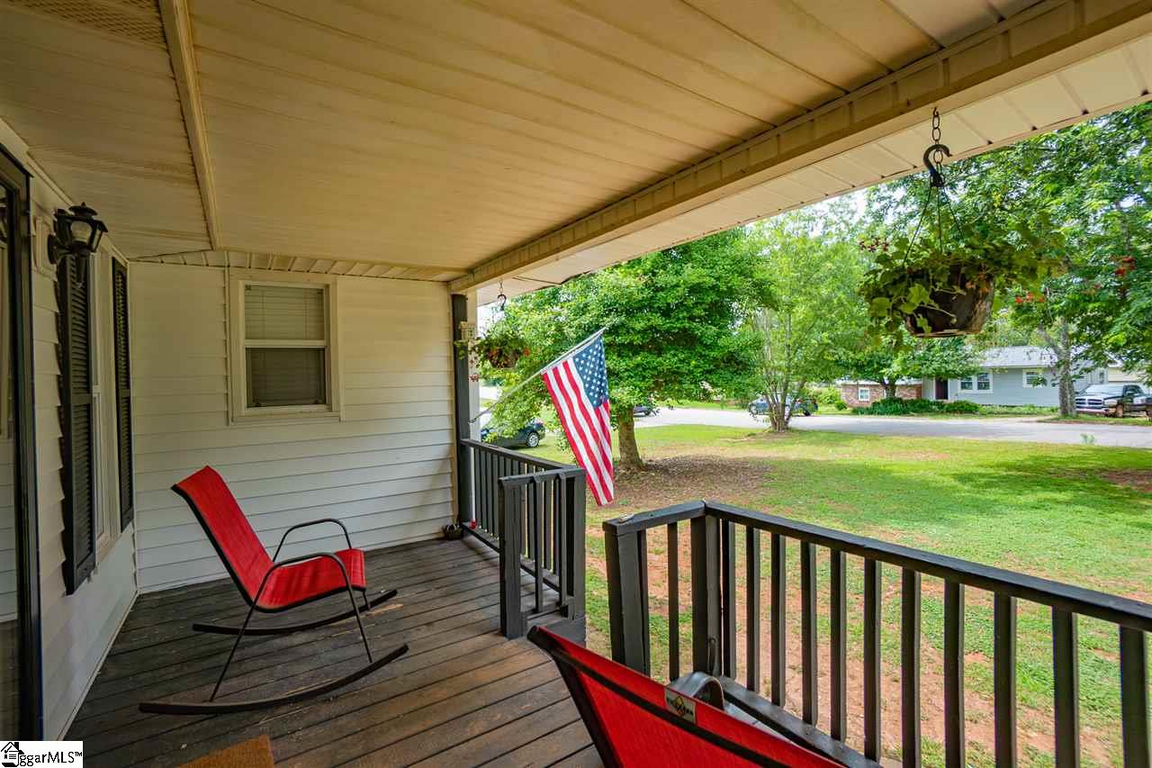 316 Westchester Road Easley, SC 29640 - Photo 5 of 31
