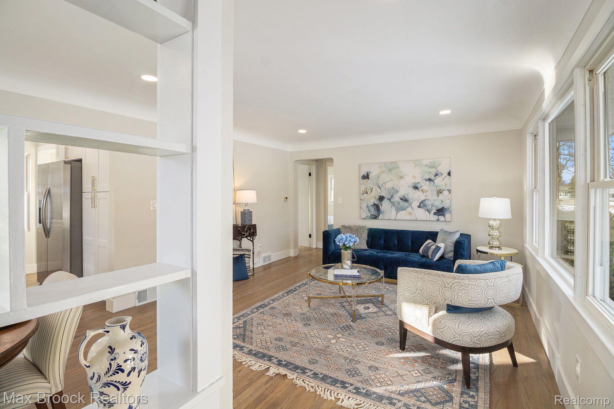 645 Center Ridge South Lyon, MI 48178 - Photo 6 of 30 Gallery Image 6