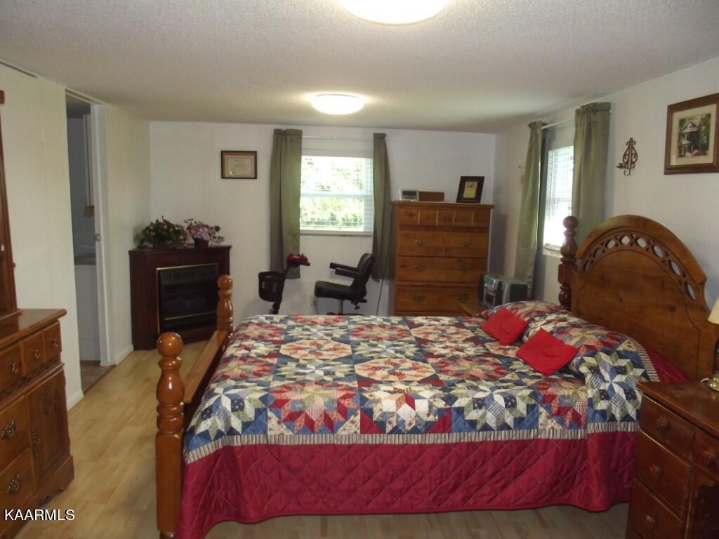 1368 Walt Reed Road Grandview, TN 37337 - Photo 23 of 59 PRIMARY BEDROOM