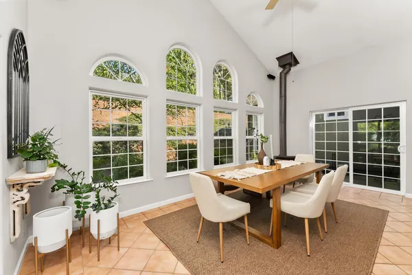 $785,500 | 19850 Clinton Road, Jackson, CA 95642