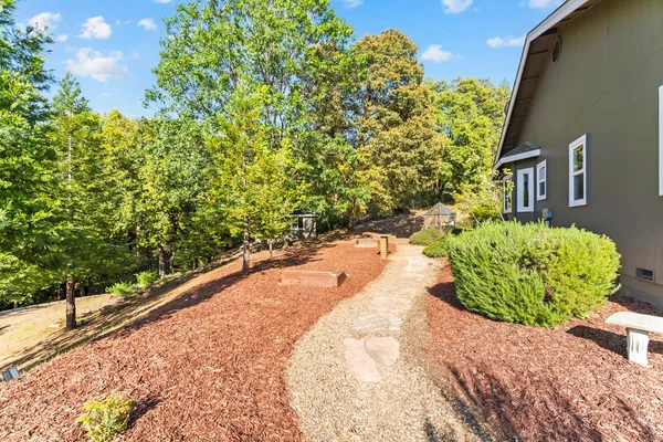 $785,500 | 19850 Clinton Road, Jackson, CA 95642