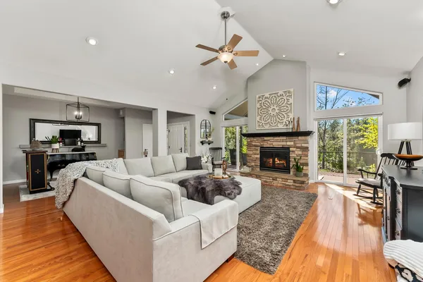 $785,500 | 19850 Clinton Road, Jackson, CA 95642