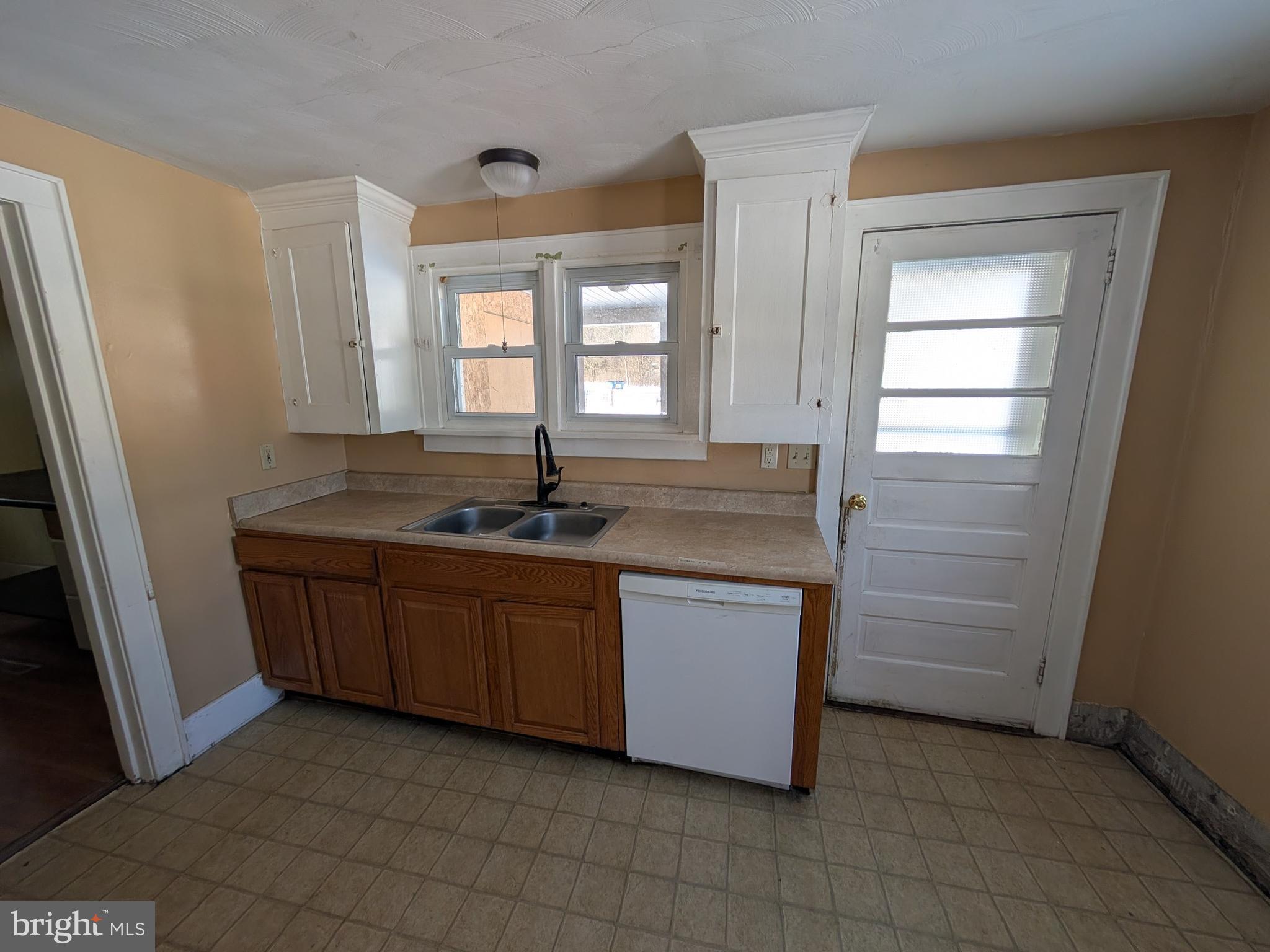 2086 Pennington Road Warriors Mark, PA 16686 - Photo 12 of 33