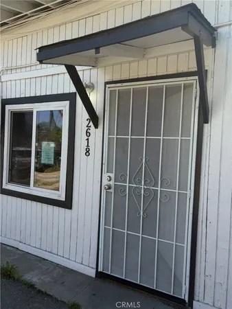 $2,000 | 2618 4th Street, Riverside, CA 92507
