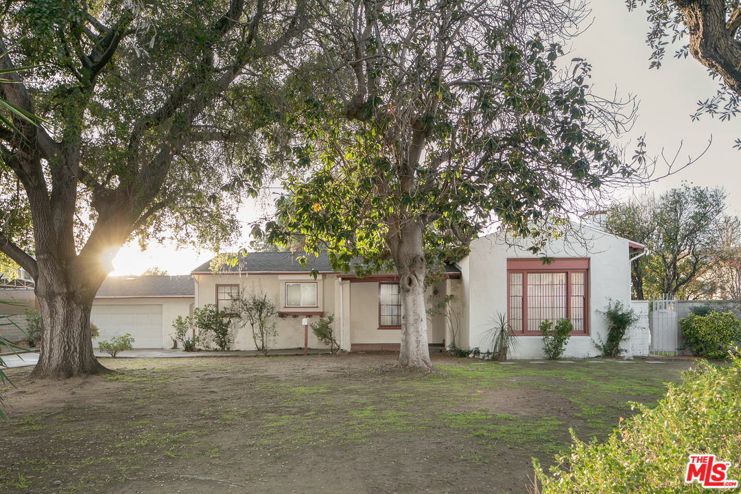 2225 Scott Road Burbank, CA 91504 - Photo 3 of 26 Gallery Image 3