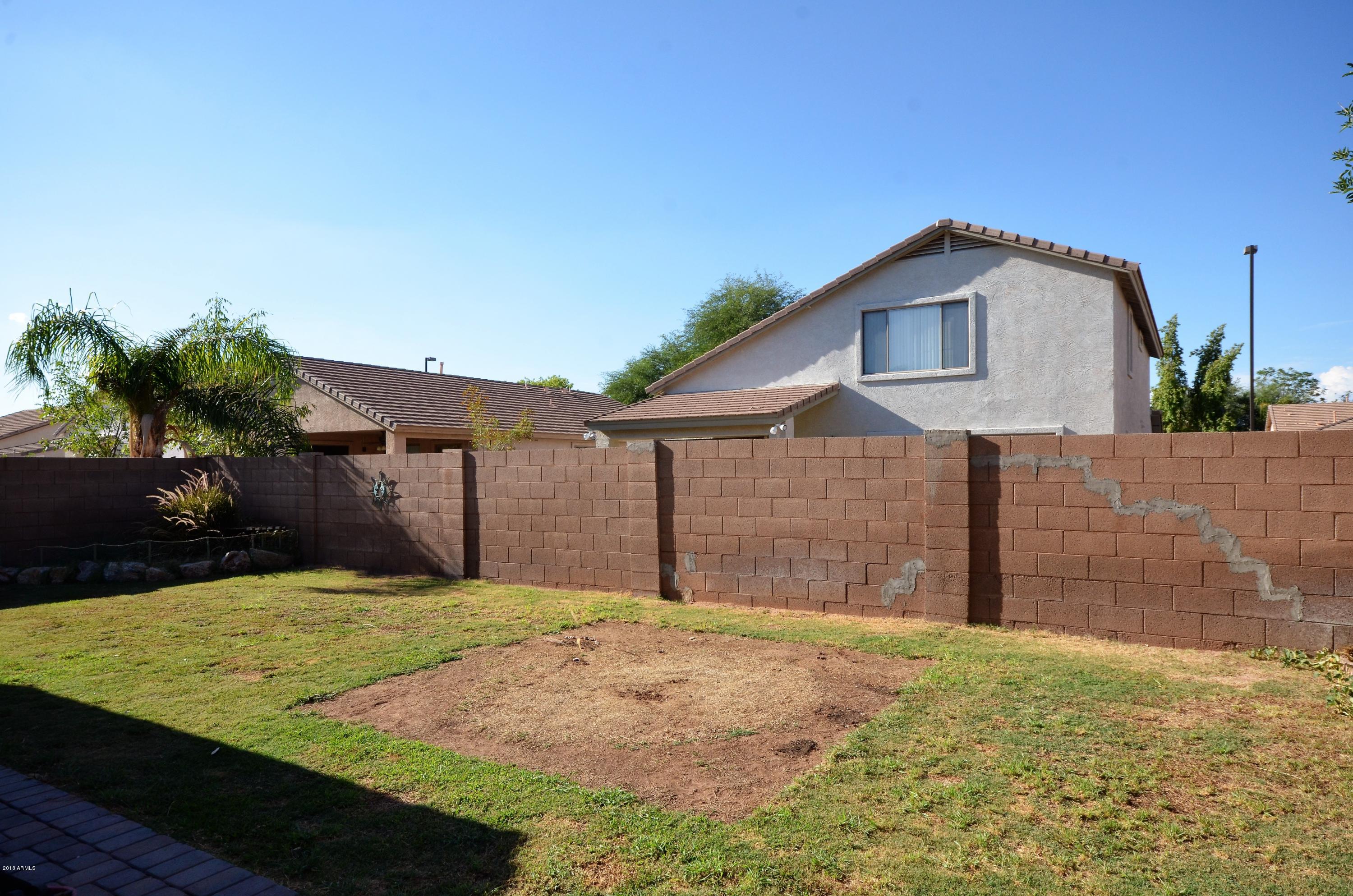 4330 East Dublin Street Gilbert, AZ 85295 - Photo 23 of 36 Backyard