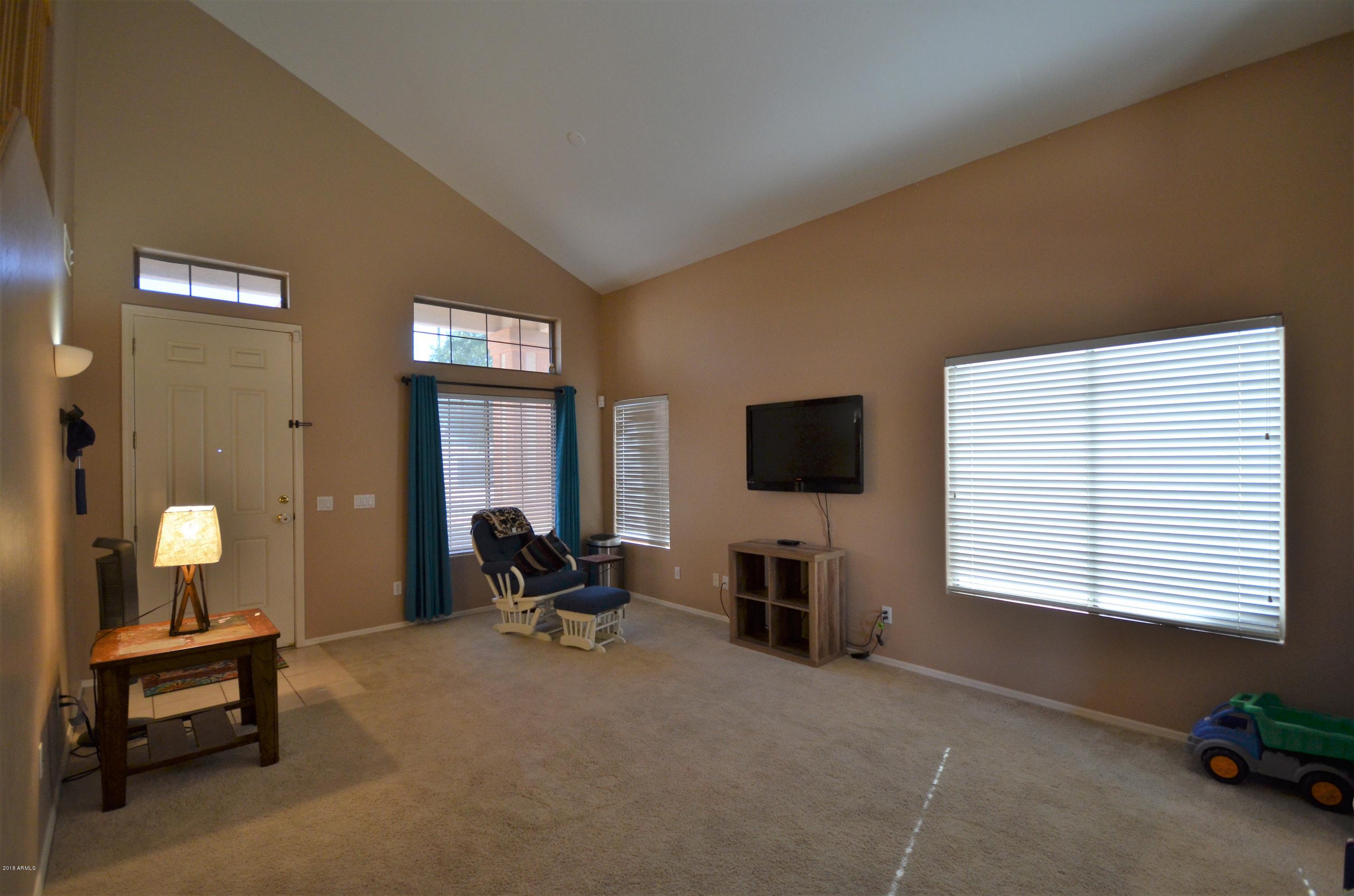 4330 East Dublin Street Gilbert, AZ 85295 - Photo 3 of 36 Living Room
