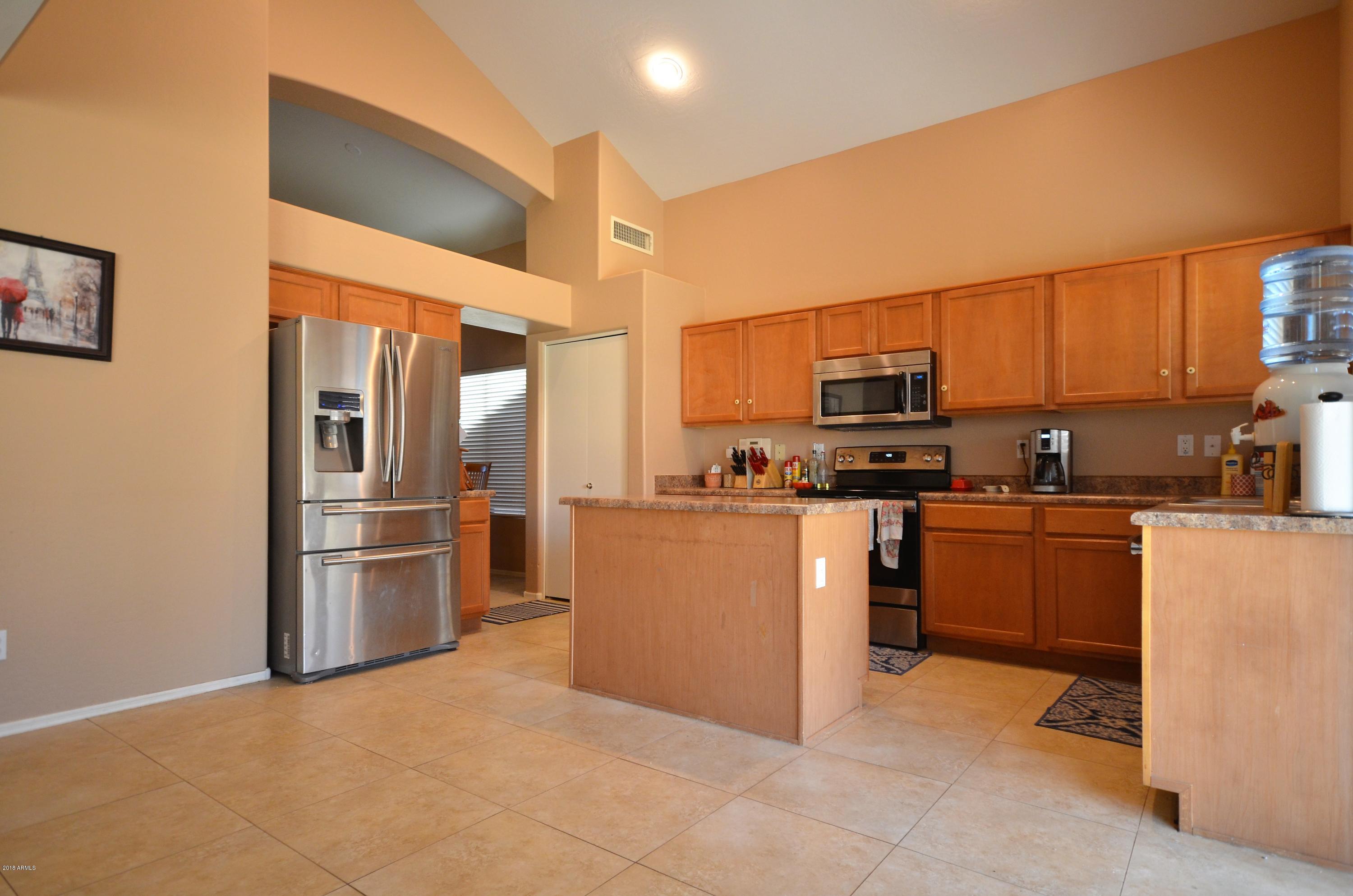 4330 East Dublin Street Gilbert, AZ 85295 - Photo 5 of 36 Kitchen