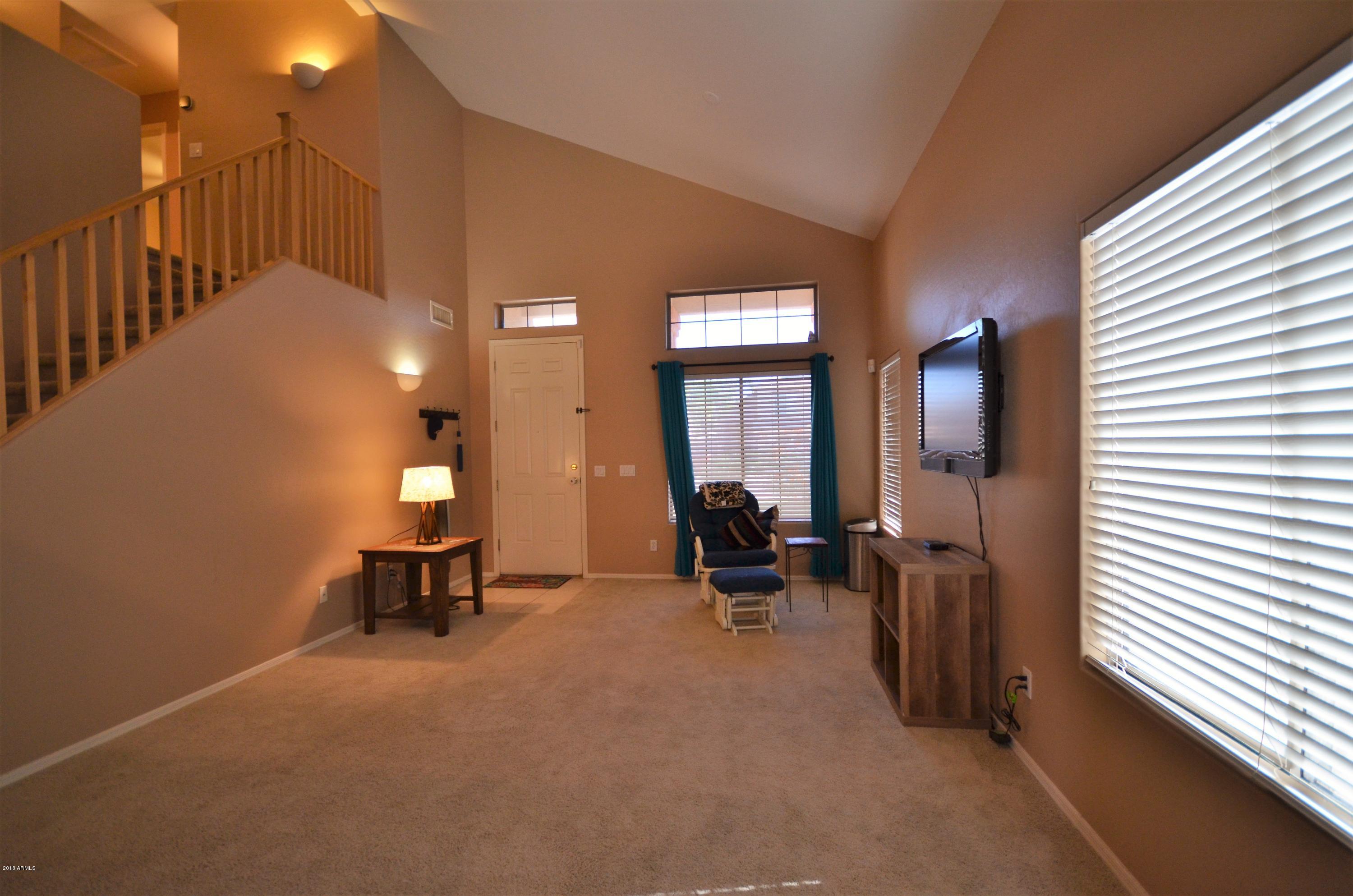 4330 East Dublin Street Gilbert, AZ 85295 - Photo 8 of 36 Living Room